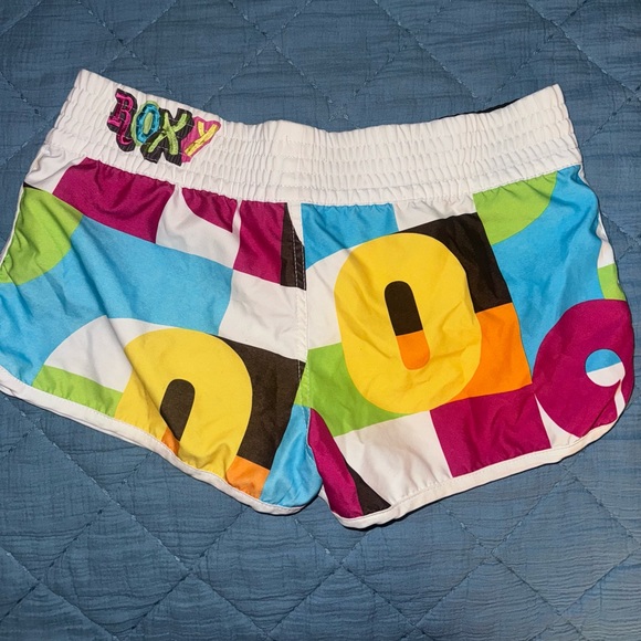 Roxy shorts - Picture 2 of 2